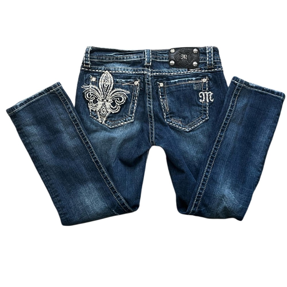 Miss Me Stud Fleur de Lis Easy Capri Jeans 27